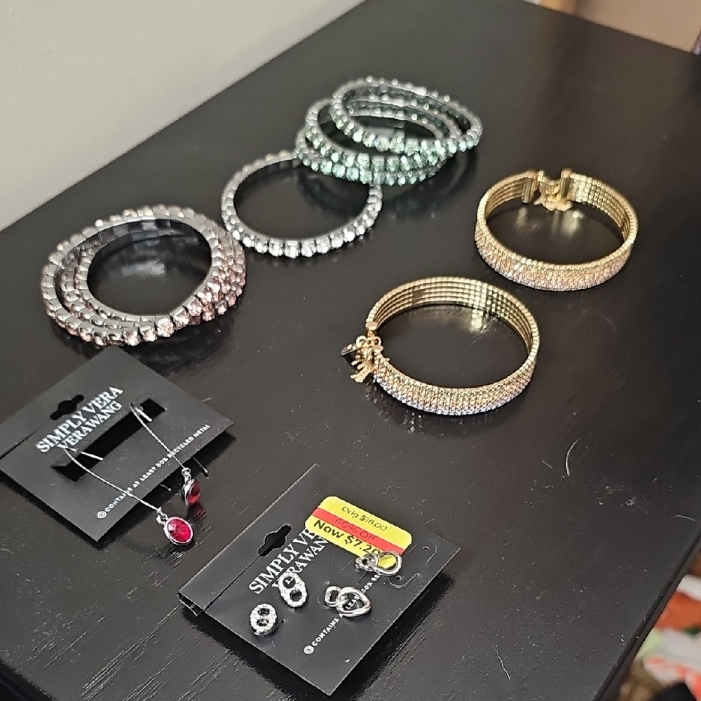 Simply Vera Vera Wang Jewelry Bundle